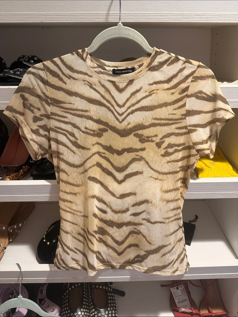 Good American Mesh Baby Tee in Brown Tiger